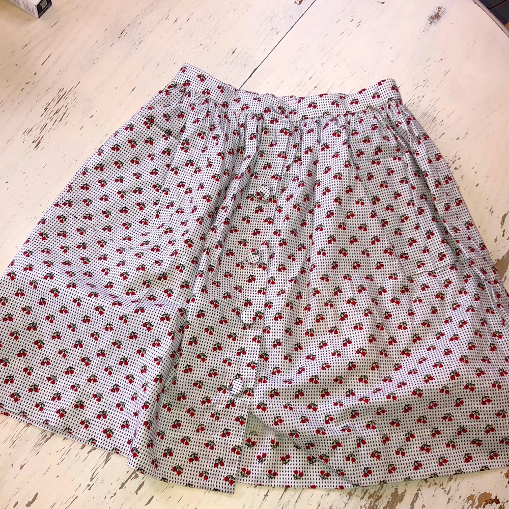 Bonpoint NWT 100% Cotton Cherry Skirt - Size 8